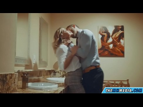 ❤️ Quando una bionda formosa ti seduce in un bagno pubblico ☑ Porno fbal it.pornado-co.ru ❌️❤